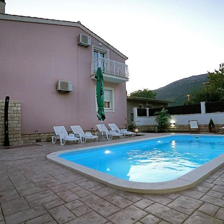 Villa Tago With Heated New Pool Kaštela Екстериор снимка