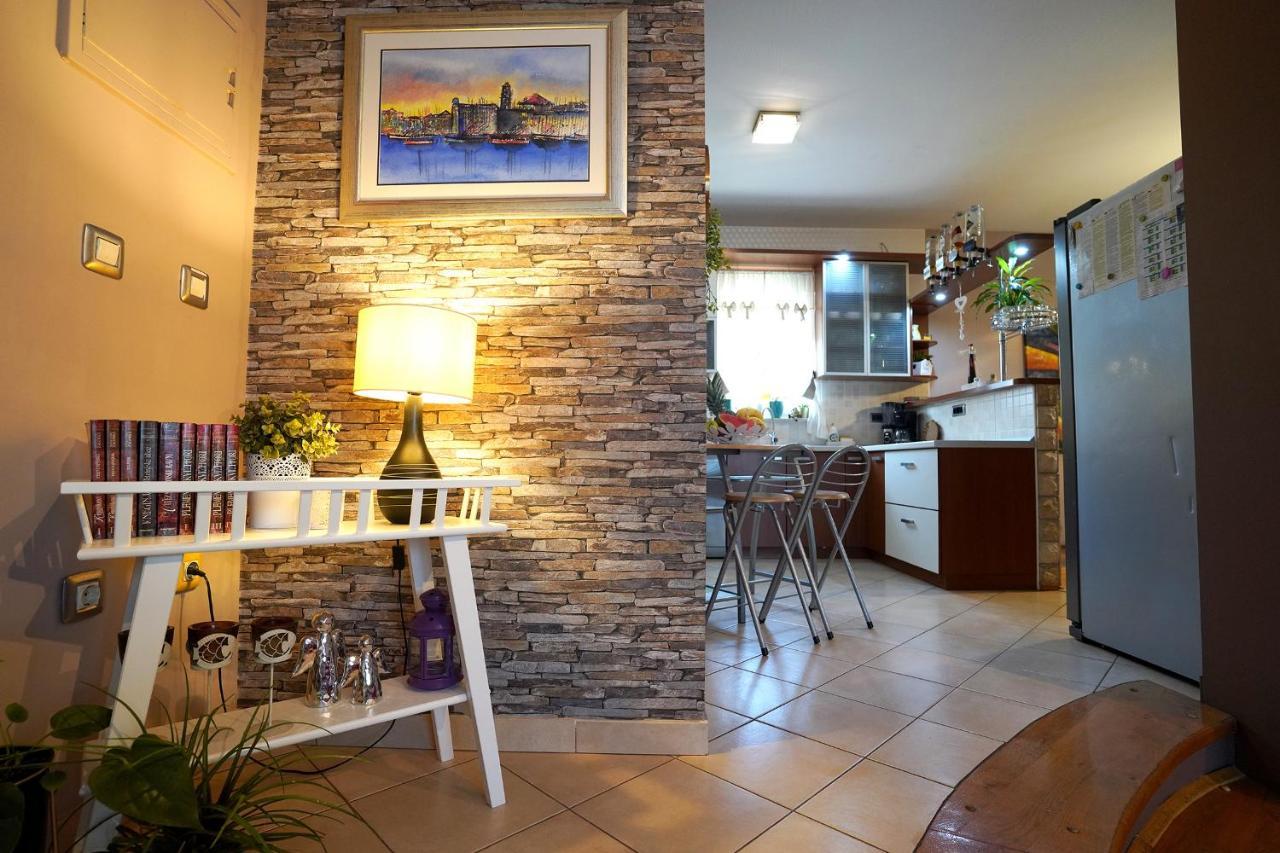 Villa Tago With Heated New Pool Kaštela Екстериор снимка