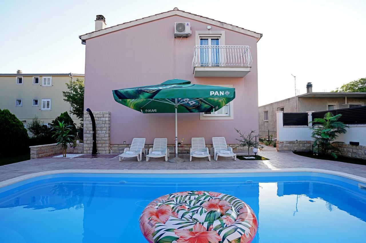 Villa Tago With Heated New Pool Kaštela Екстериор снимка