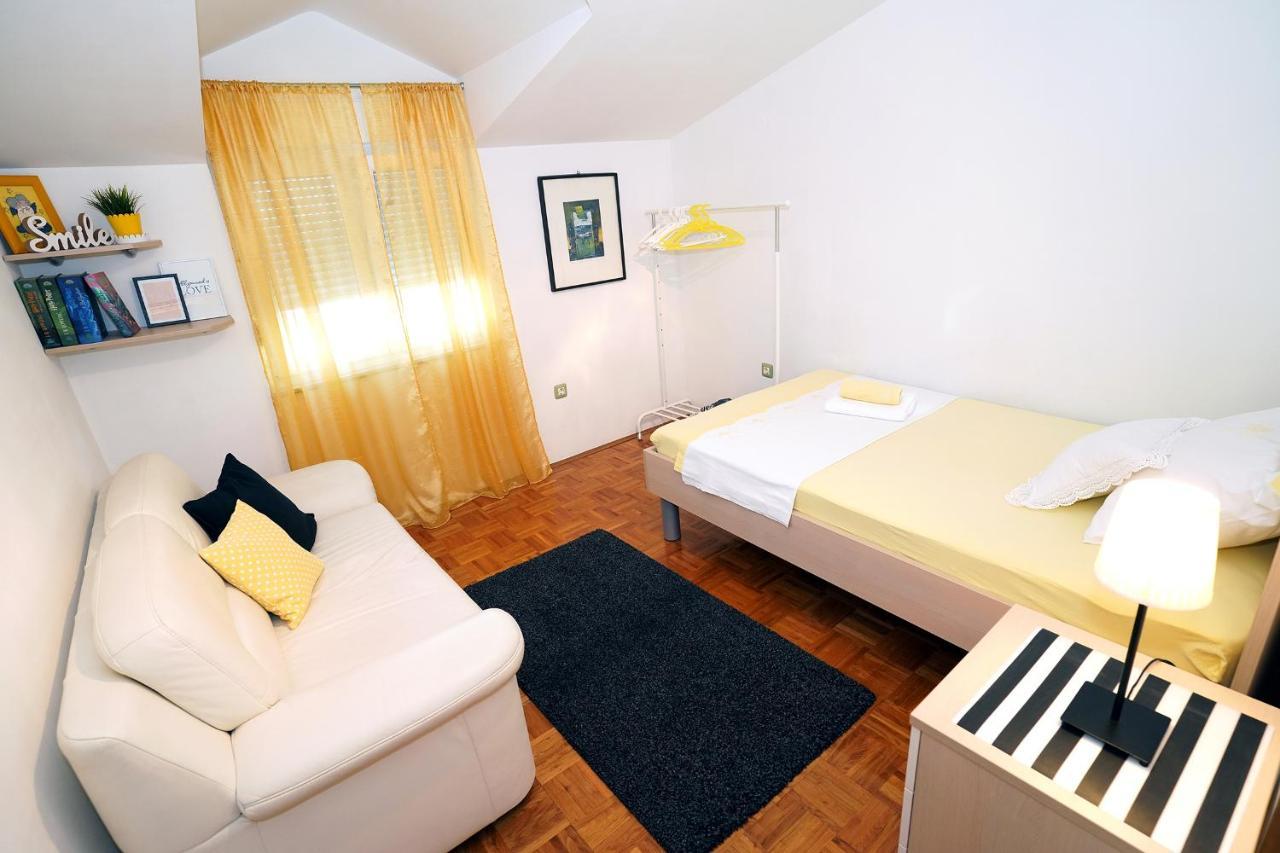 Villa Tago With Heated New Pool Kaštela Екстериор снимка