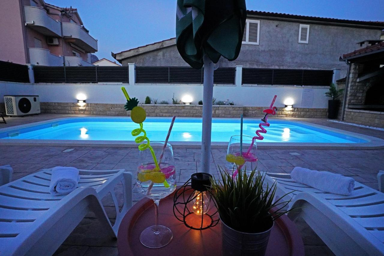 Villa Tago With Heated New Pool Kaštela Екстериор снимка